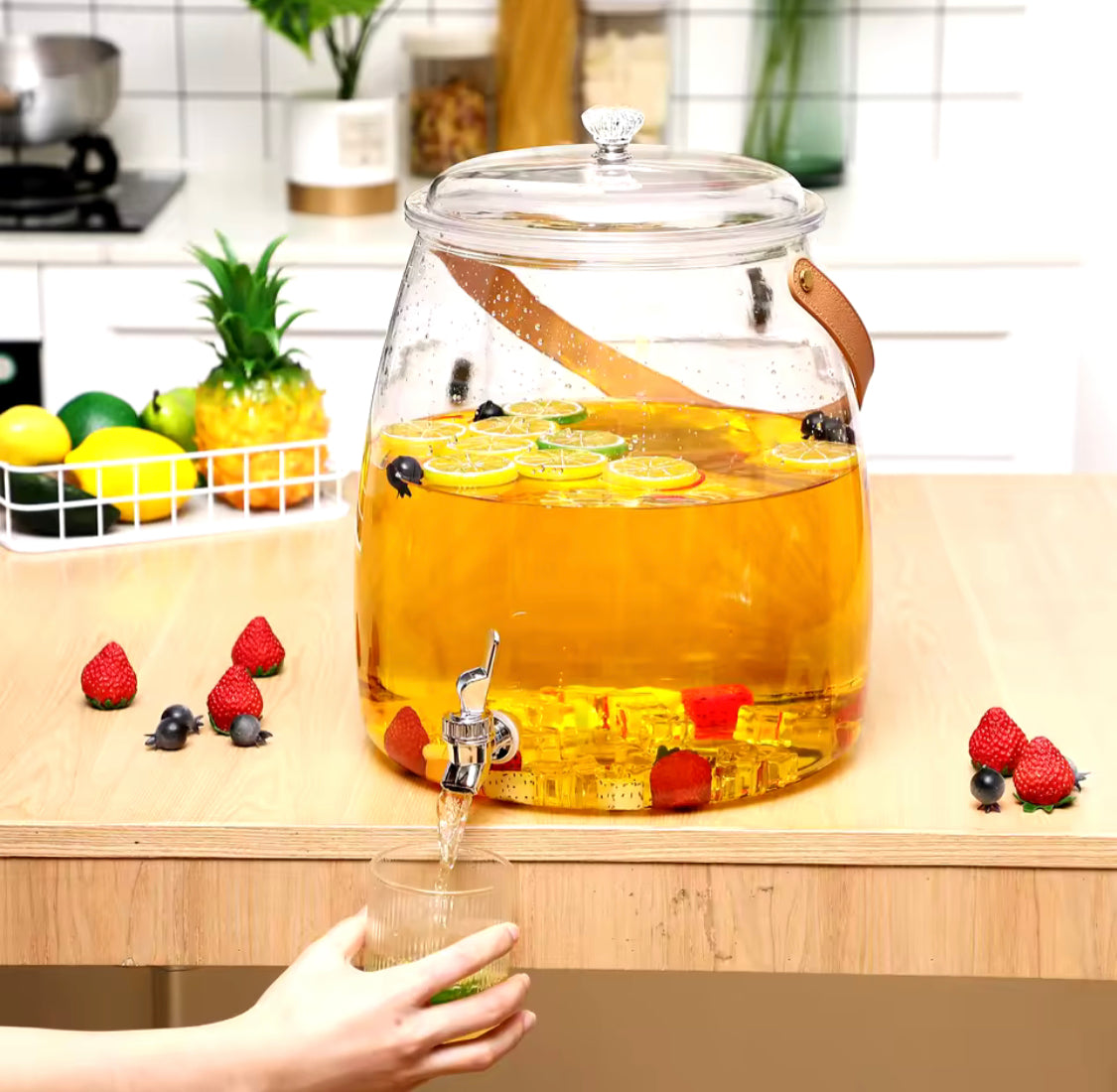 Beverage Dispenser Container With Handle - image 1