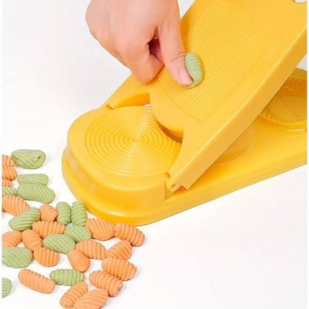 2 in 1 dumpling mold & gnocchi maker main image