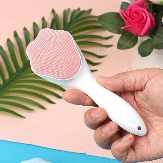 silicone face scrubber exfoliating brush main image