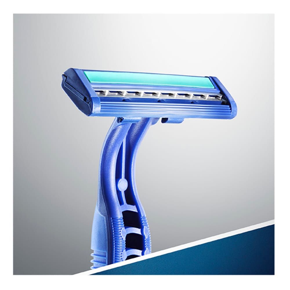 Gillette Blue II Plus Disposable Razors , 3-Pack - Image 3