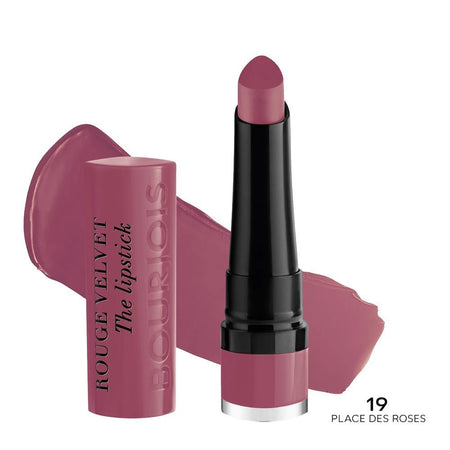Bourjois Chic Gossip Lips Kit, 24 Hours Lasting, High Precision, Ultra Light Formula, 3xBold Matte Lipsticks - Image 3