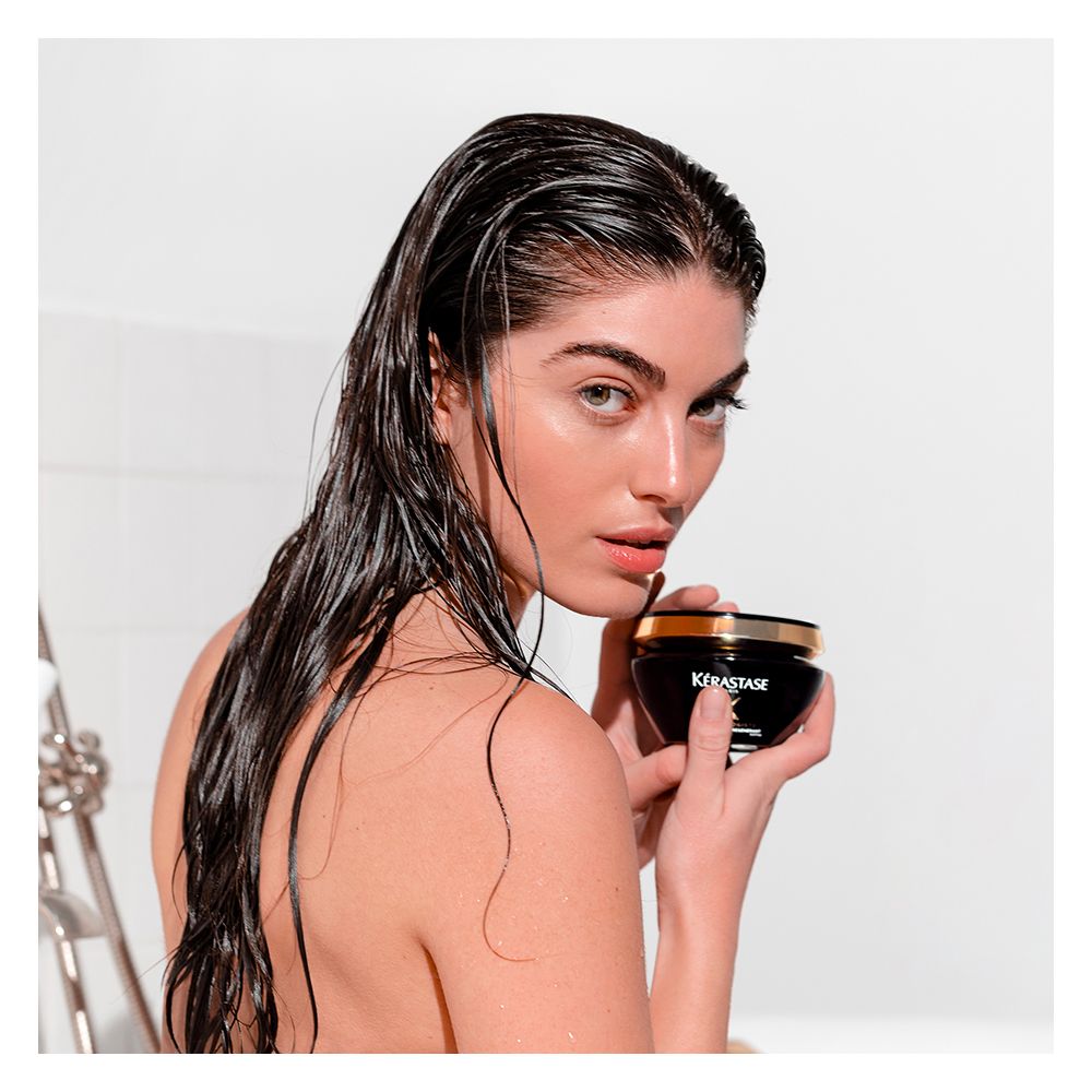 Kerastase Chronologiste Hair Mask Intense Régénérant, Moisturizes Hair & Scalp For Soft, Shiny Hair, Anti Frizz Deep Conditioning Mask, For Dry, Damaged Hair, 200ml - Image 7