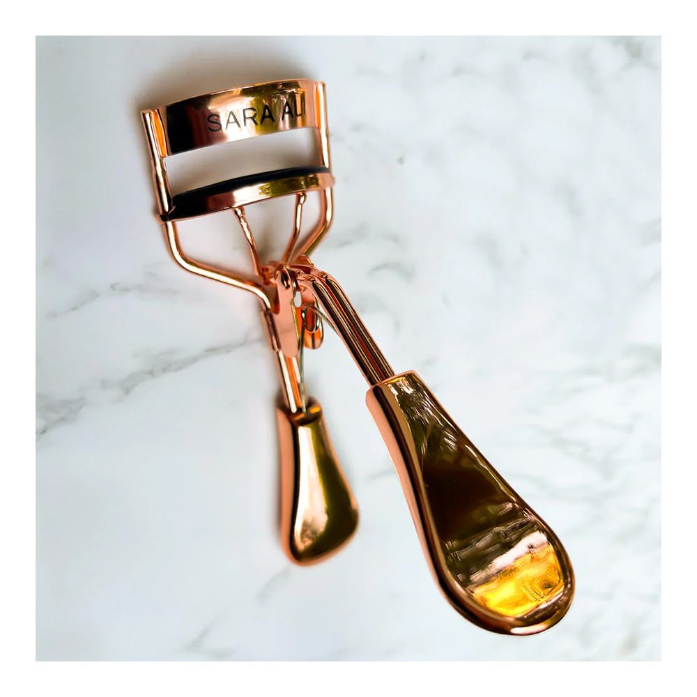 Sara Ali Lash Curler - Main Image