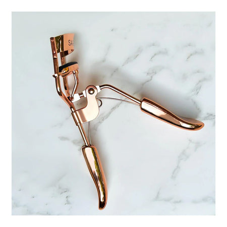 Sara Ali Lash Curler - Image 2