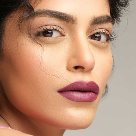 CoNatural Cosmetics Long Stay Liquid Matte Lipstick, Very Plum LI078, 6.3ml - Image 3