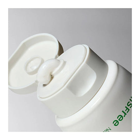 Innisfree Hydrating Cleansing Foam, Vegan, Green Tea + Amino Acid, For Hydrating & Moisturizing, 150g - Image 2
