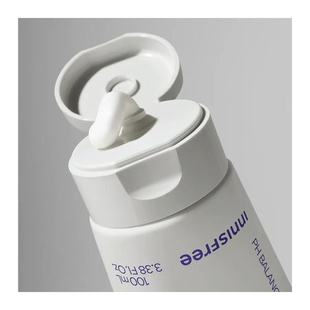 Innisfree Blueberry Rebalancing 5.5 Cleanser, Glycerin & Citric Acid, For Sensitive Skin, 100g - Image 2