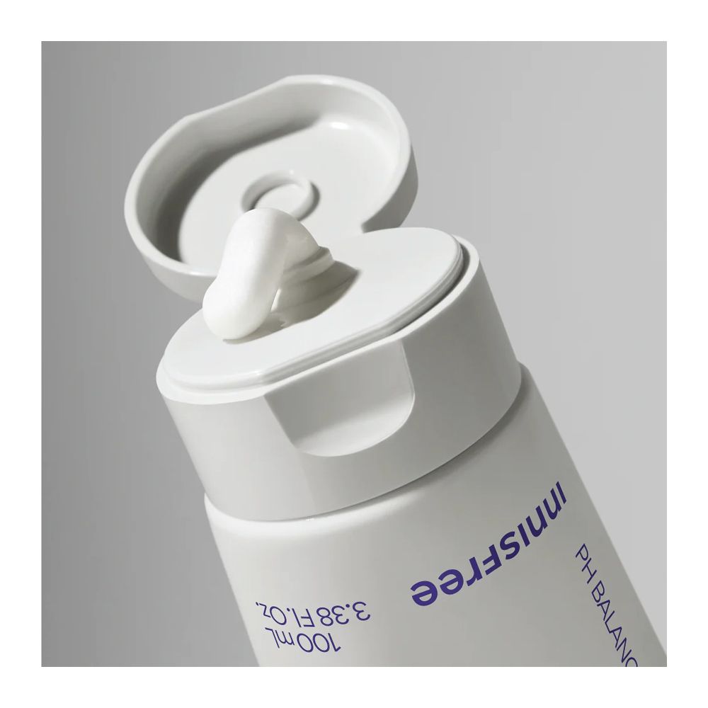 Innisfree Blueberry Rebalancing 5.5 Cleanser, Glycerin & Citric Acid, For Sensitive Skin, 100g - Image 2