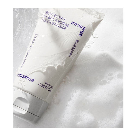 Innisfree Blueberry Rebalancing 5.5 Cleanser, Glycerin & Citric Acid, For Sensitive Skin, 100g - Image 3