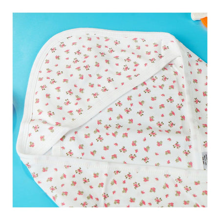 TG Kids Center Baby Hanger Wrapping Sheet, White & Red Flowers - Image 3