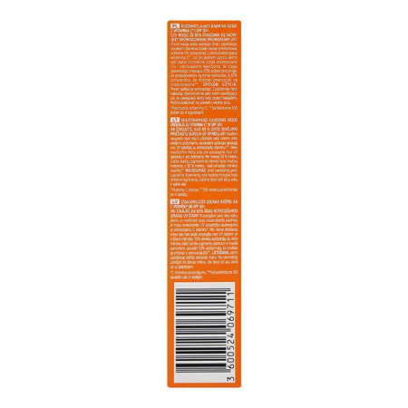 L'Oreal Paris Revitalift Clinical Vitamin C SPF 50+ Brightening Daily Moisturizer, Glycerin, For All Types Of Skin, 50ml - Image 2