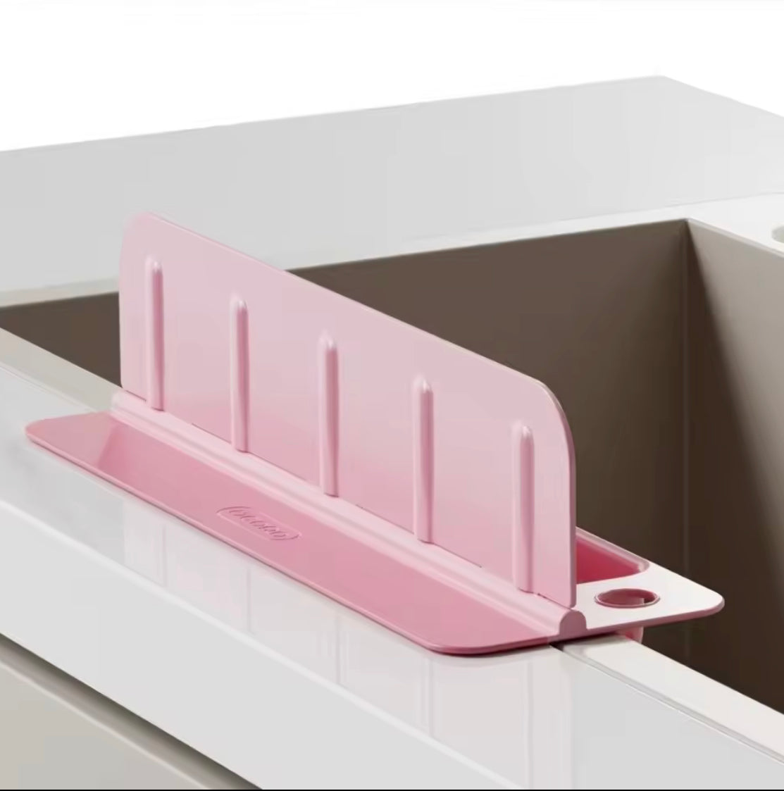 silicone splash guard with soap holder main image