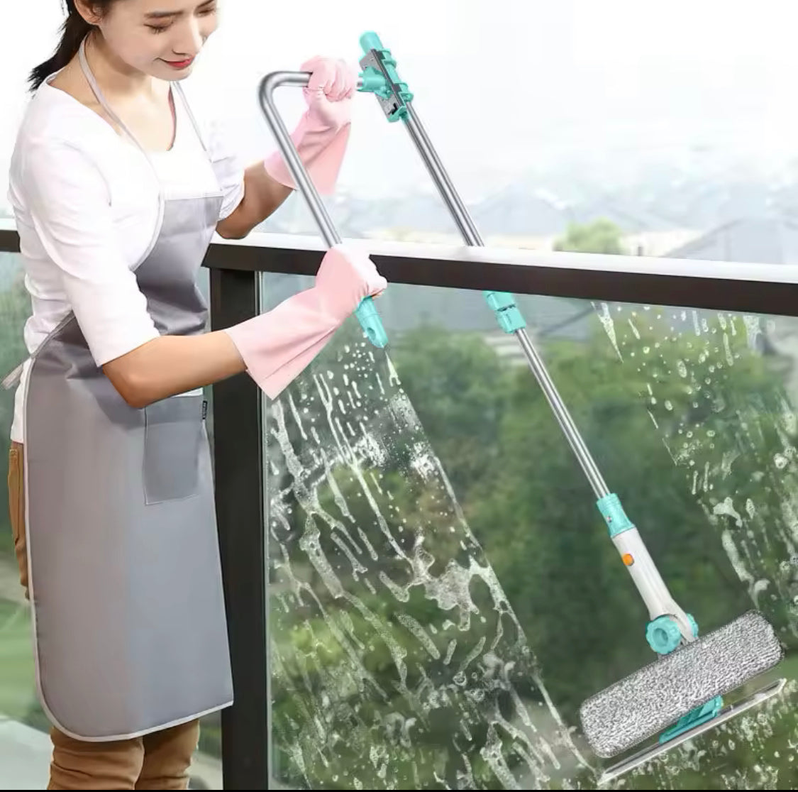 U-Shaped Window Glass Cleaner - image 3