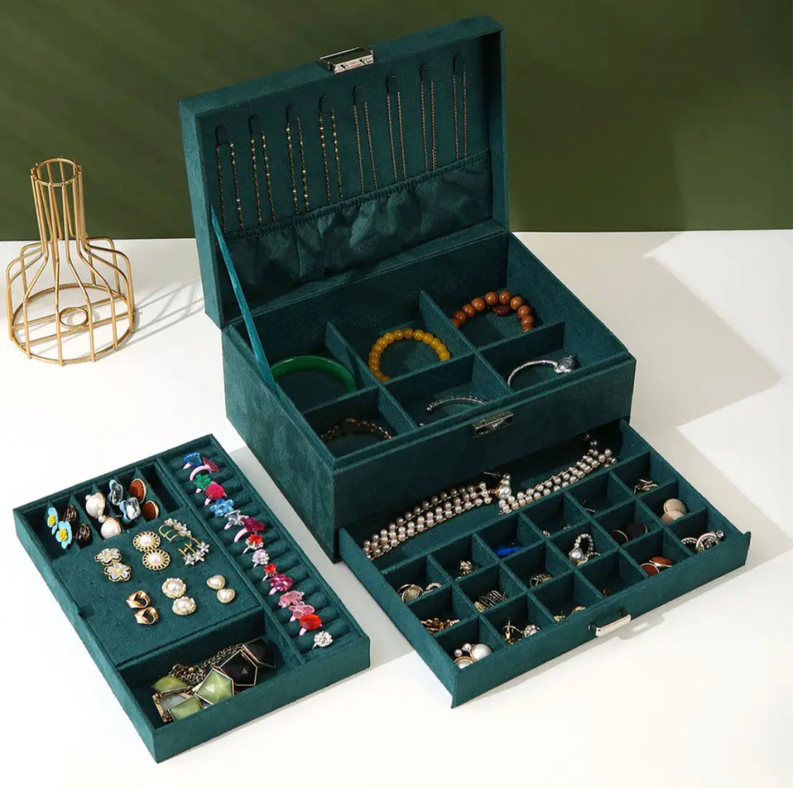 Large Capacity Jewelry Box with Lock - image 1