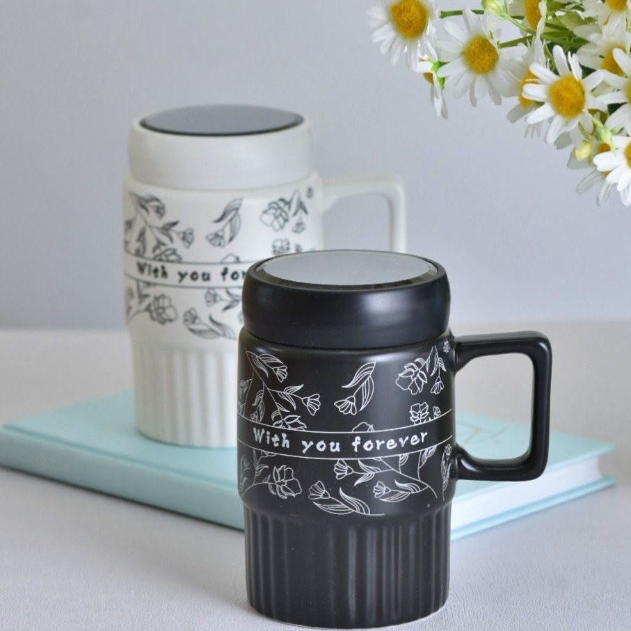 floral design ceramic coffee mug with lid main image