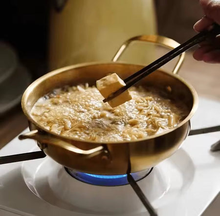 korean style noodles pot with handle image 6