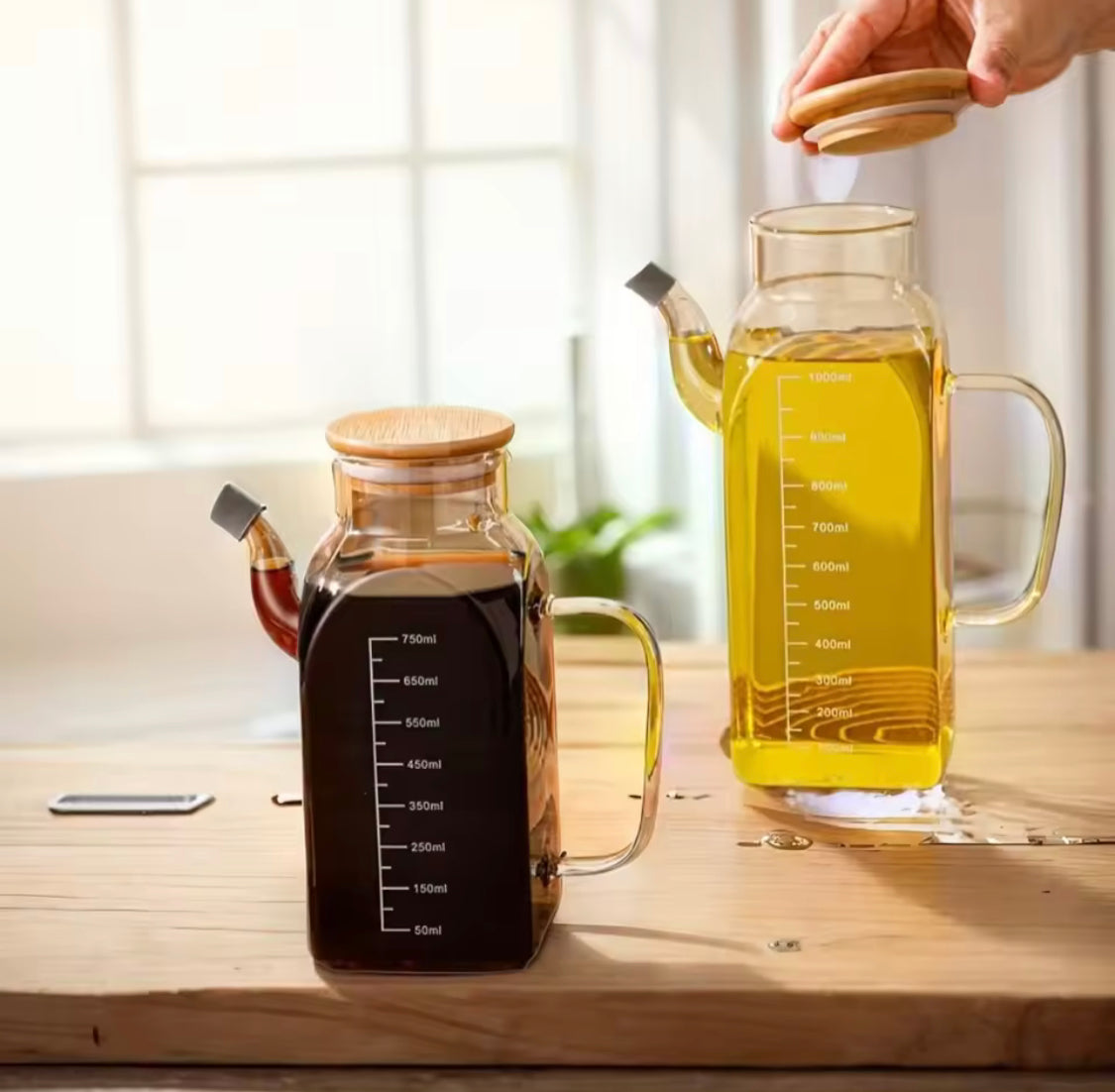 large capacity glass oil pot main image