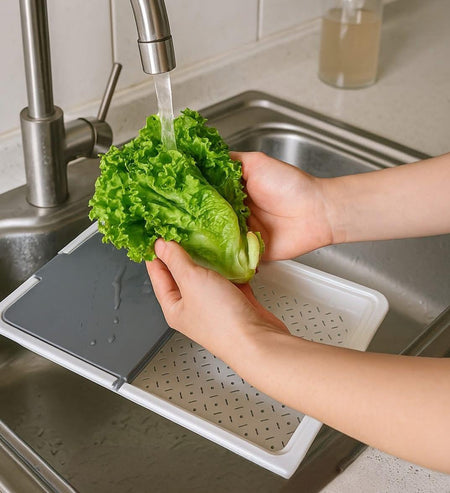 foldable cutting board with strainer image 3