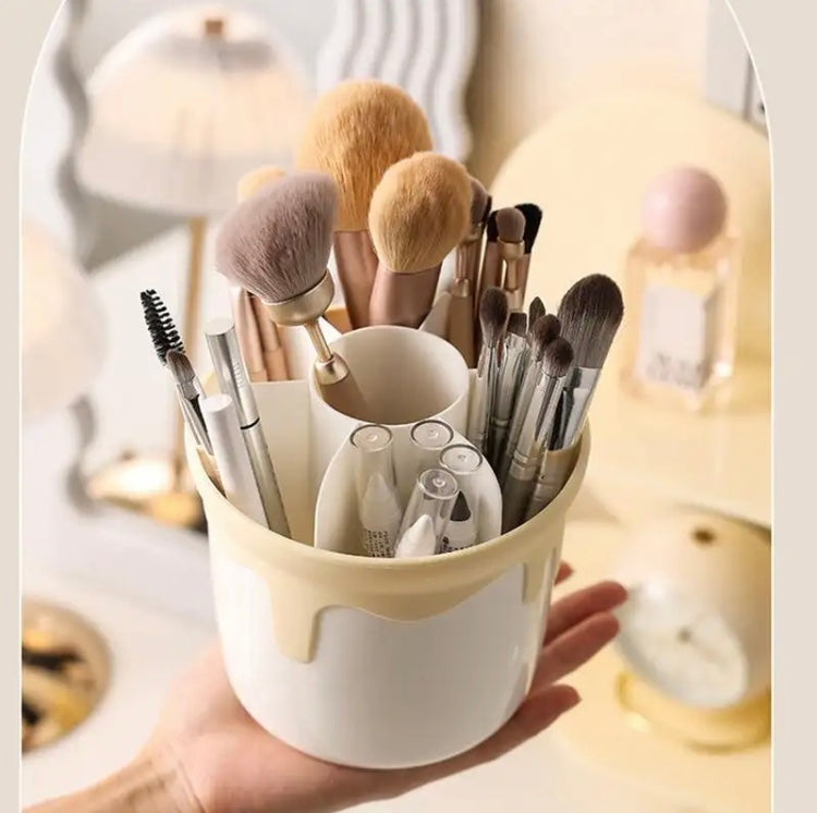 Transparent Makeup Brush Holder - image 3