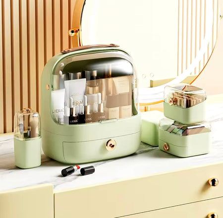 Luxury Makeup Organizer Case - image 1