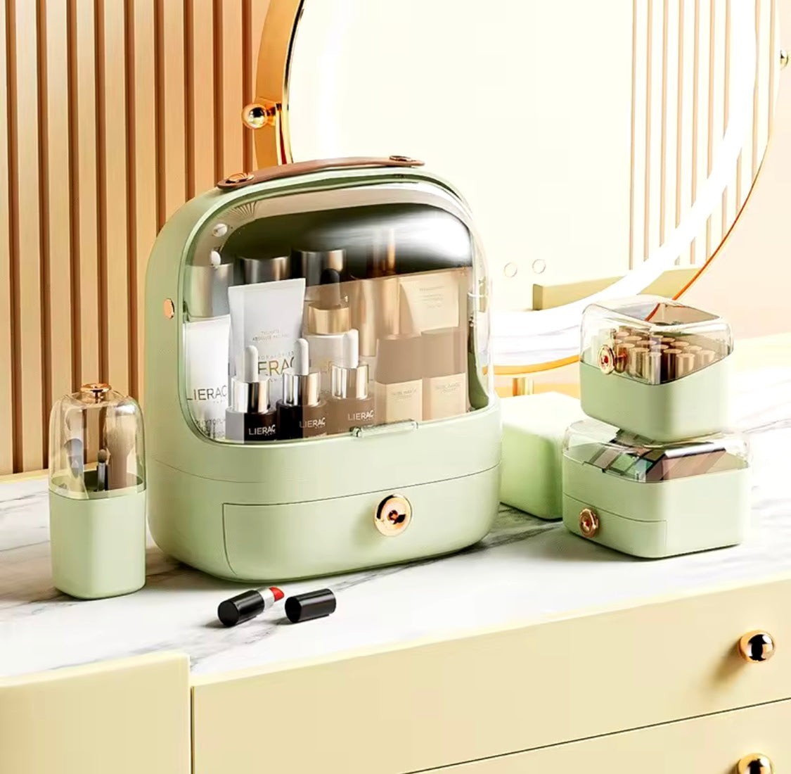 Luxury Makeup Organizer Case - image 1