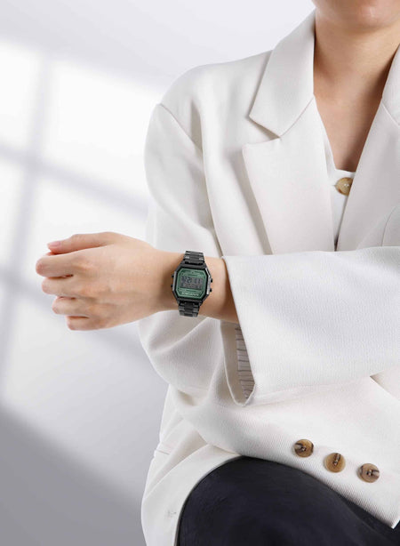Naviforce NF 5063 - Retro Digital Lady image 2