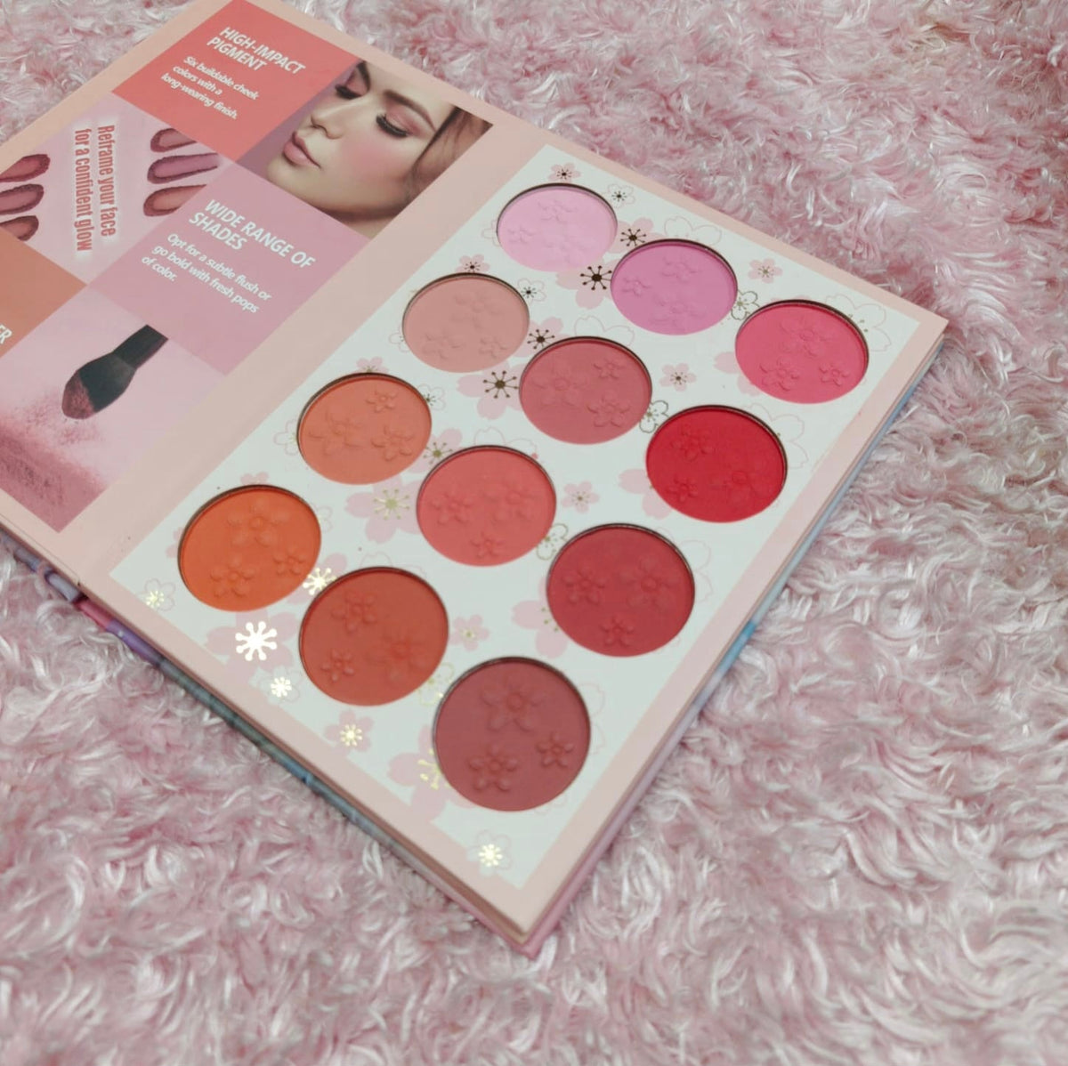 4 In 1 Makeup Book Palette - image 1