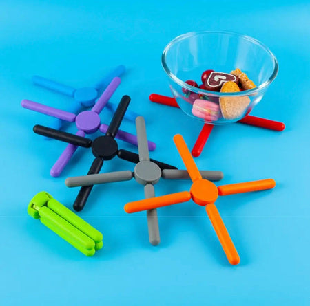 Foldable Non-Slip Pot Pan Mat - image 1