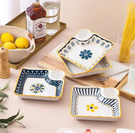 ceramic plate with sauce compartment main image
