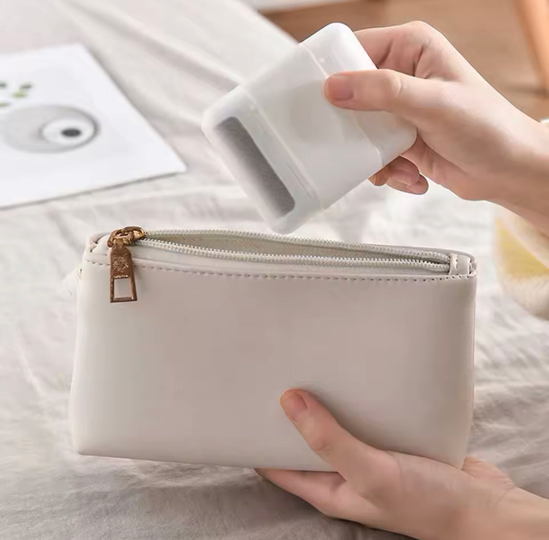 Double Head Mini Lint Remover - image 5