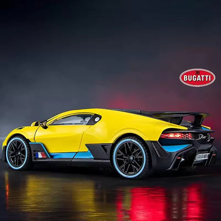 1:18 Diecast Bugatti Divo Supercar Alloy Car Model Sound and Light