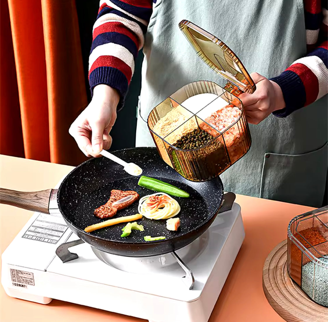 Four Compartment Seasoning Spice Box - image 3