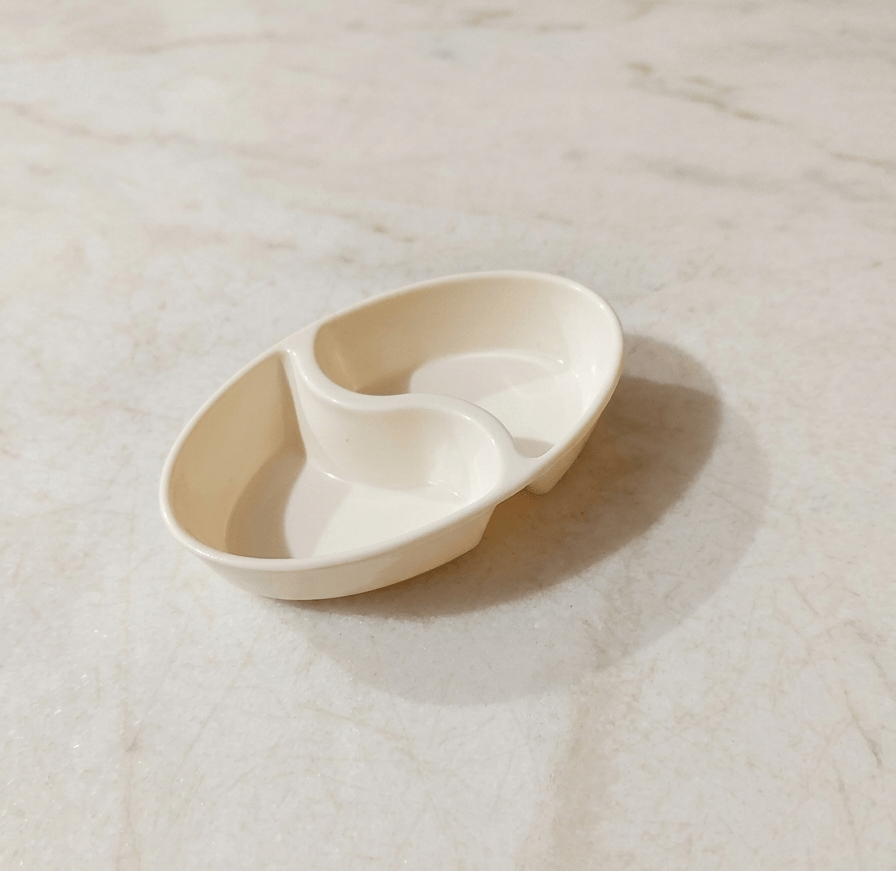 Premium 2-in-1 Yin-Yang Pickle Dish – Dual Compartment Ceramic Serving Bowl for Chutneys, Sauces, and Condiments image 2
