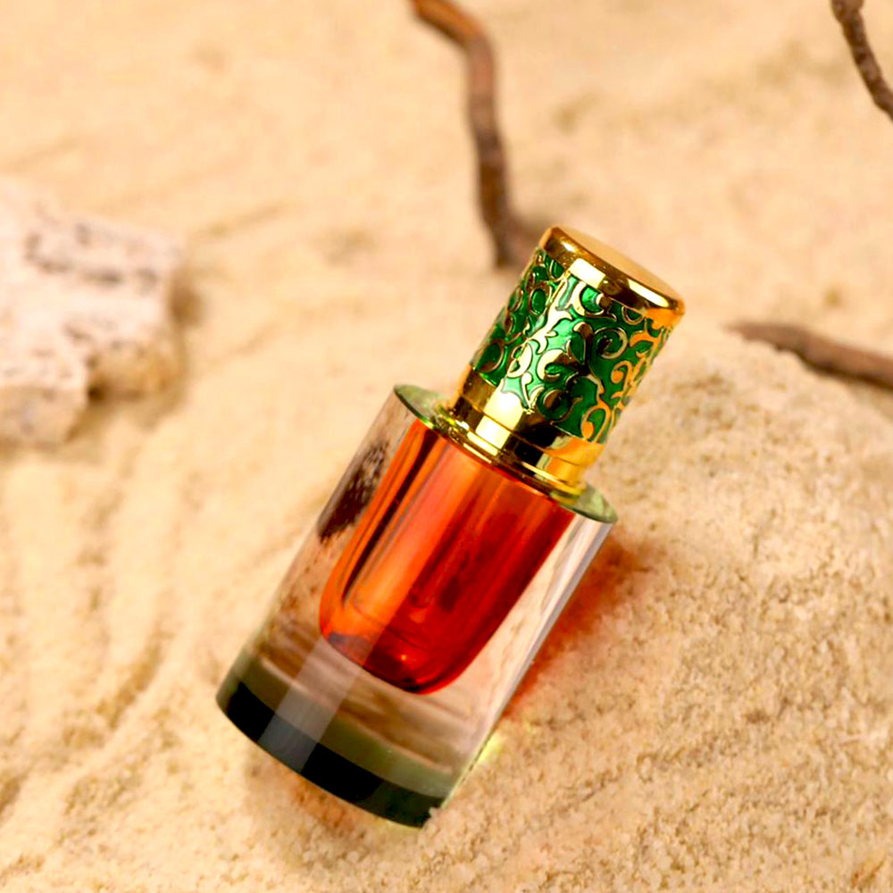 White Oud Fragrances image 1