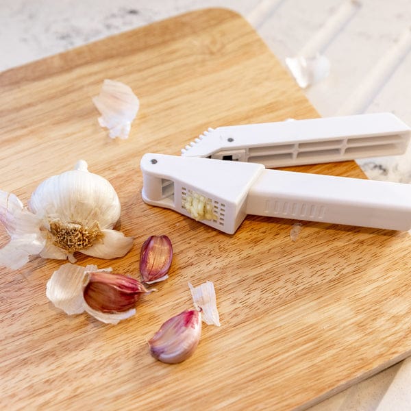 Effortless Garlic Mincing: Premium Manual Garlic Press main image
