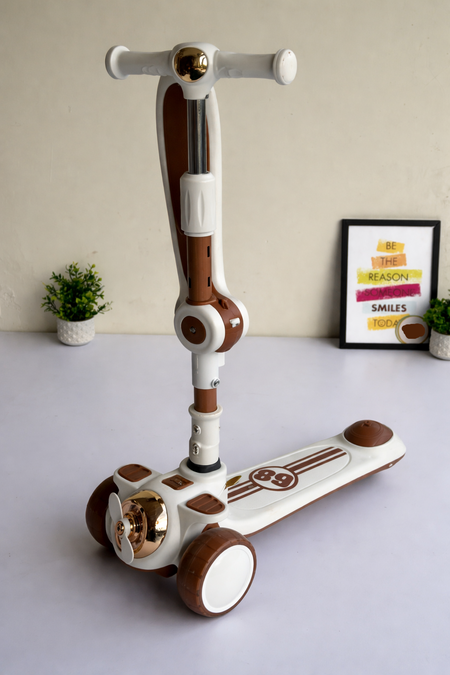 Infantes Airplane Design Kids Scooty with Smooth Ride Wheels