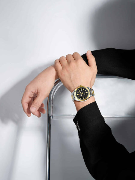 Naviforce NF 9266 Textured Dial Watch image 7