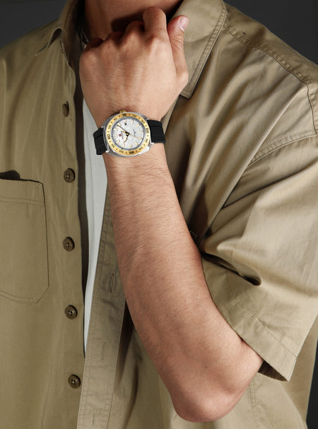 Naviforce NF-7132 Textured Dial Sport Watch image 6