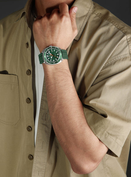 Naviforce NF-7132 Textured Dial Sport Watch image 7