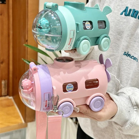 Submarine Cartoon Bottle With Straw Large Capacity 550ML