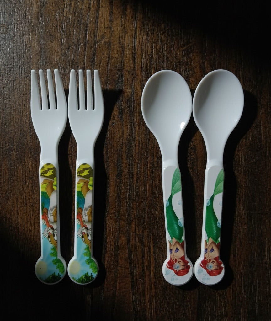 4-Piece Character Cutlery Set (2 Spoons, 2 Forks) image 4