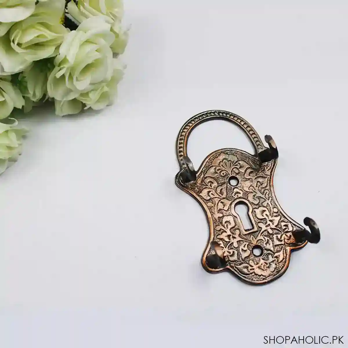antique lock key holder image2