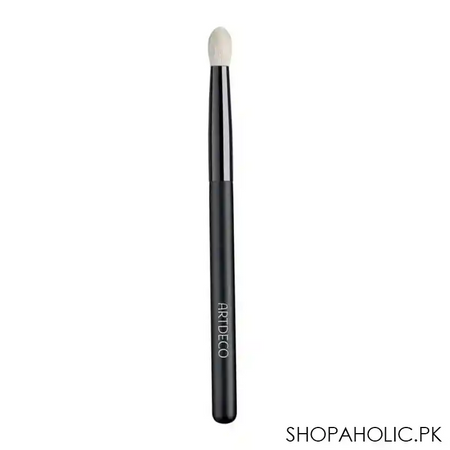 artdeco eyeshadow blending brush main image