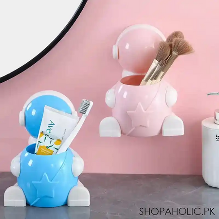 astronaut desktop pen holder image4