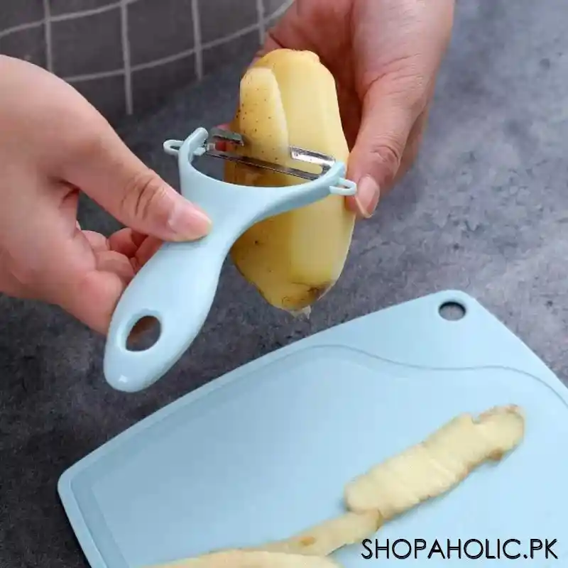baby 3 in 1 cutting board, knife & peeler set image3