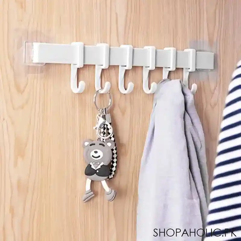 chest hook towel hanger image2
