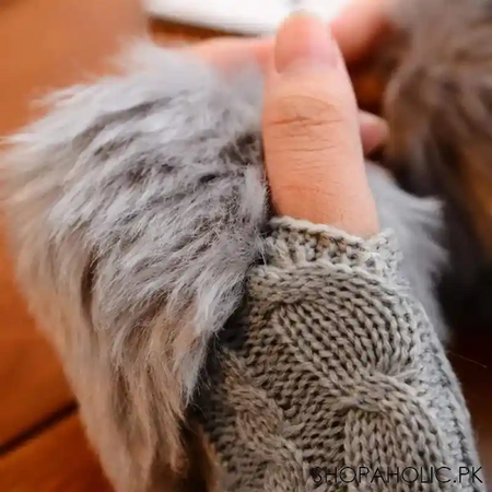 fingerless winter gloves image3