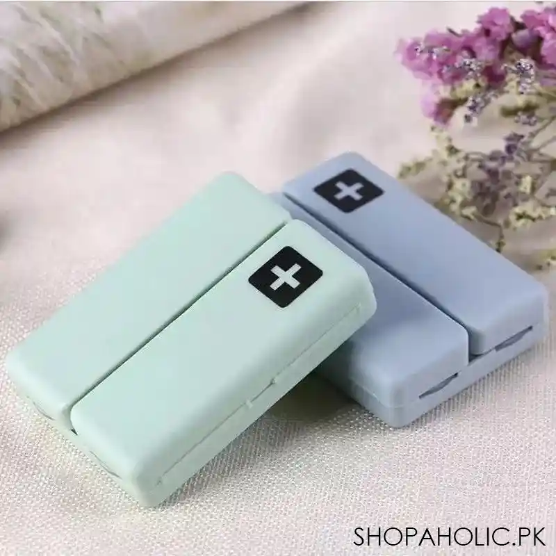 foldable travel medicine holder image3