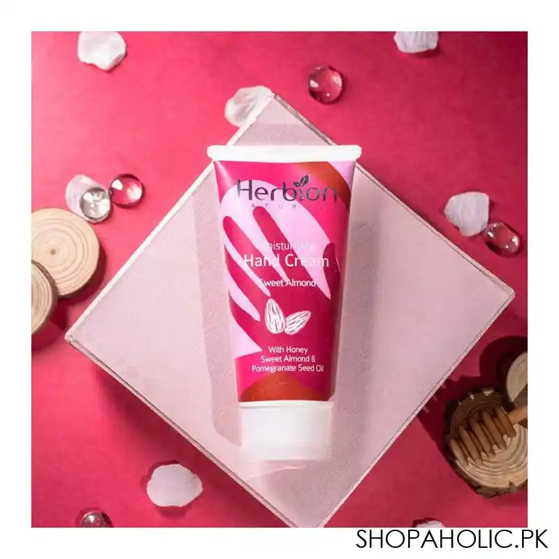 Herbion Naturals Sweet Almond Moisturizing Hand Cream, For The Protection Of Dry Hands, 100ml - Image 2