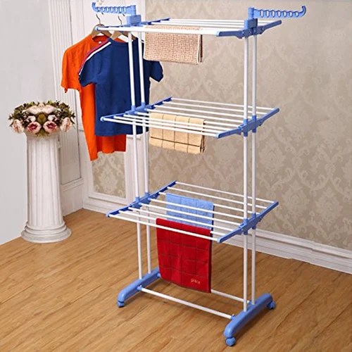 Spray Painting Clothes Hanger – White Light Blue main image